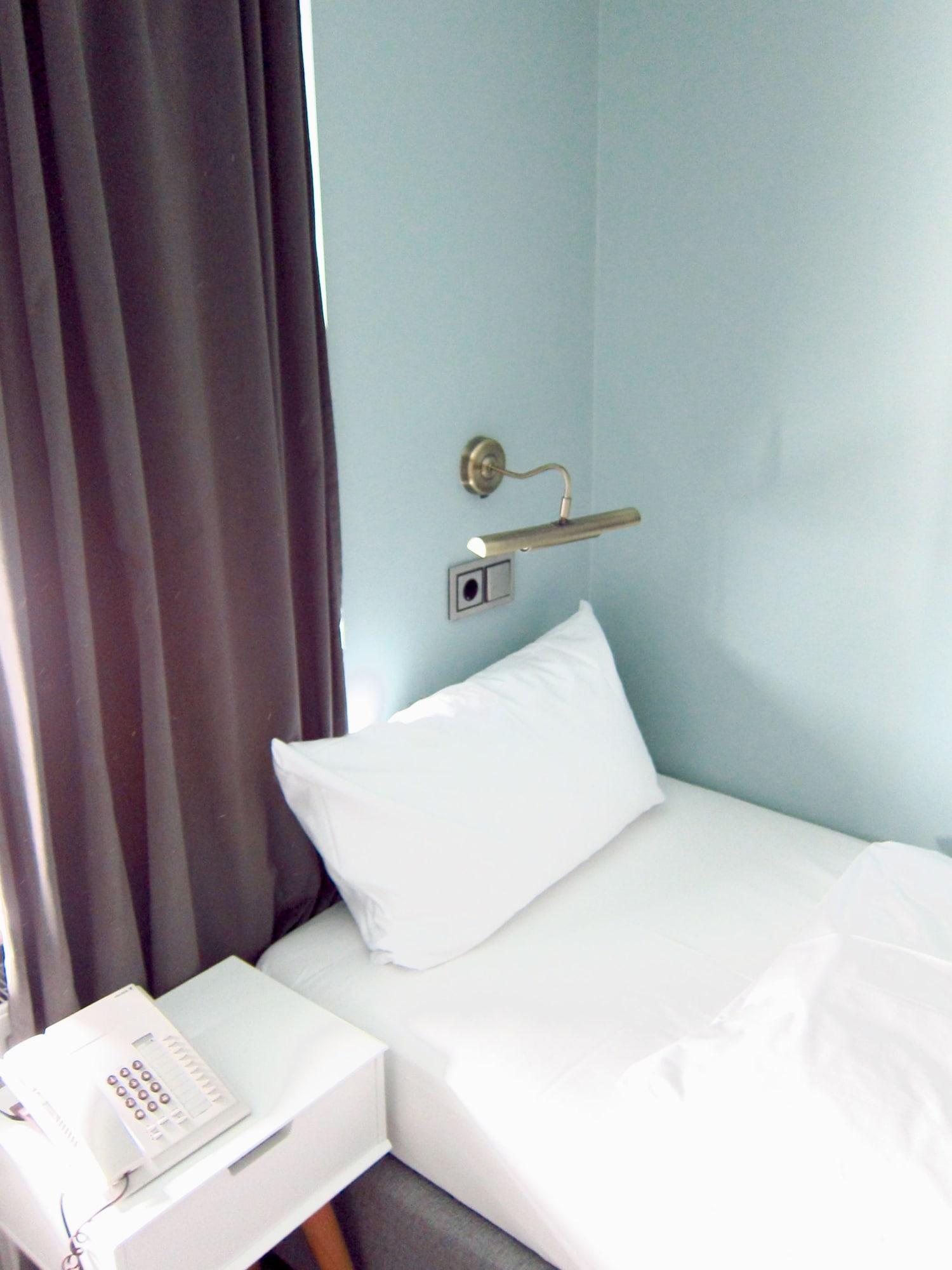 Hotel Zentrum An Der Hauptwache Франкфурт-на-Майні Екстер'єр фото